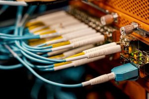 Les testeurs de fibre optique, indispensables pour vérifier l'intégrité des installations réseau